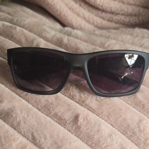 Stylish Black Sunglasses